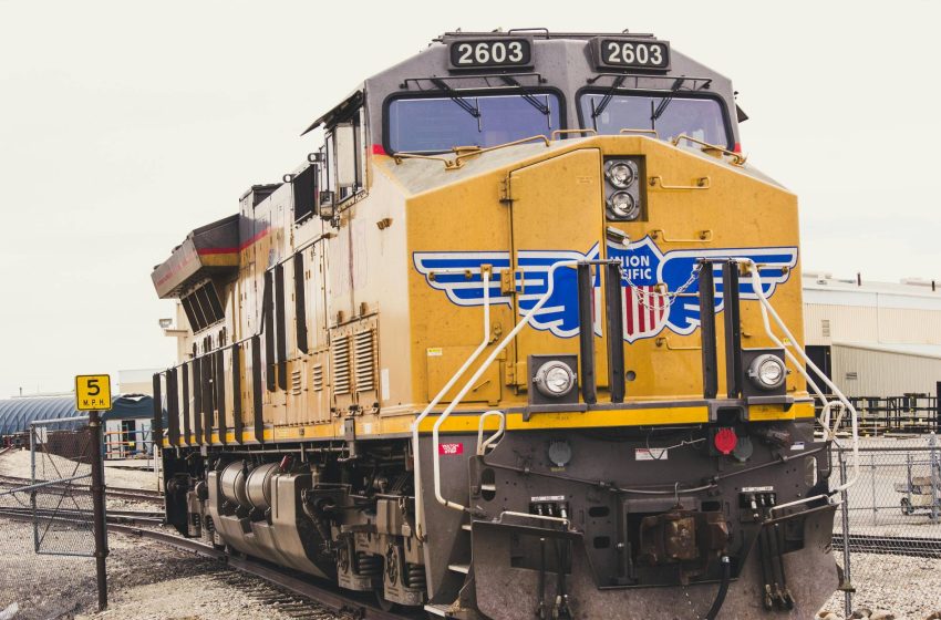  Top 10 Countries in Diesel Locomotive Production 2025