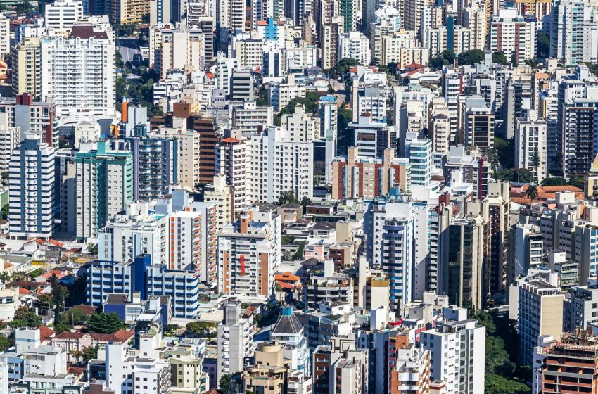  Population density by country (2025): what the metric shows — and what it hides