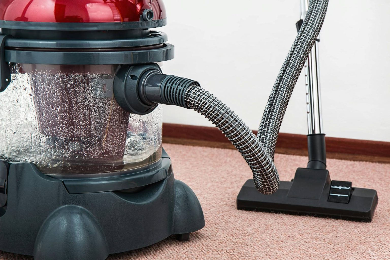 Top 10 Countries Leading Vacuum Cleaner Production