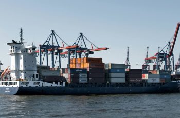 Global Supply Chains as a Factor in Macroeconomic Stability