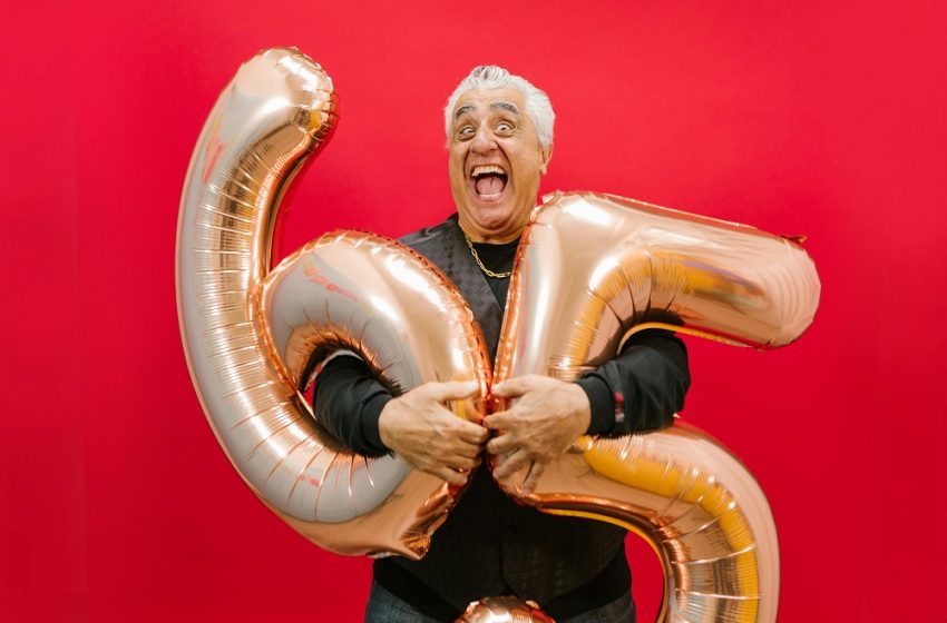  Top 10 countries by share of population aged 65+